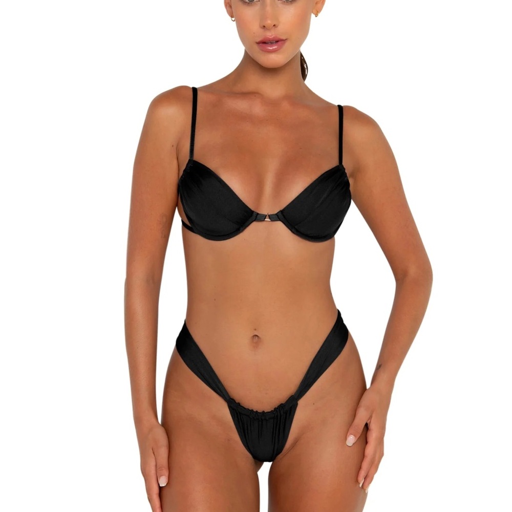 FAE bikini set